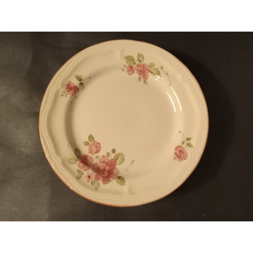 Gibson Roseland Pink Roses Vintage 7-3/4 inches in diameter Set of 3 Cottagecore